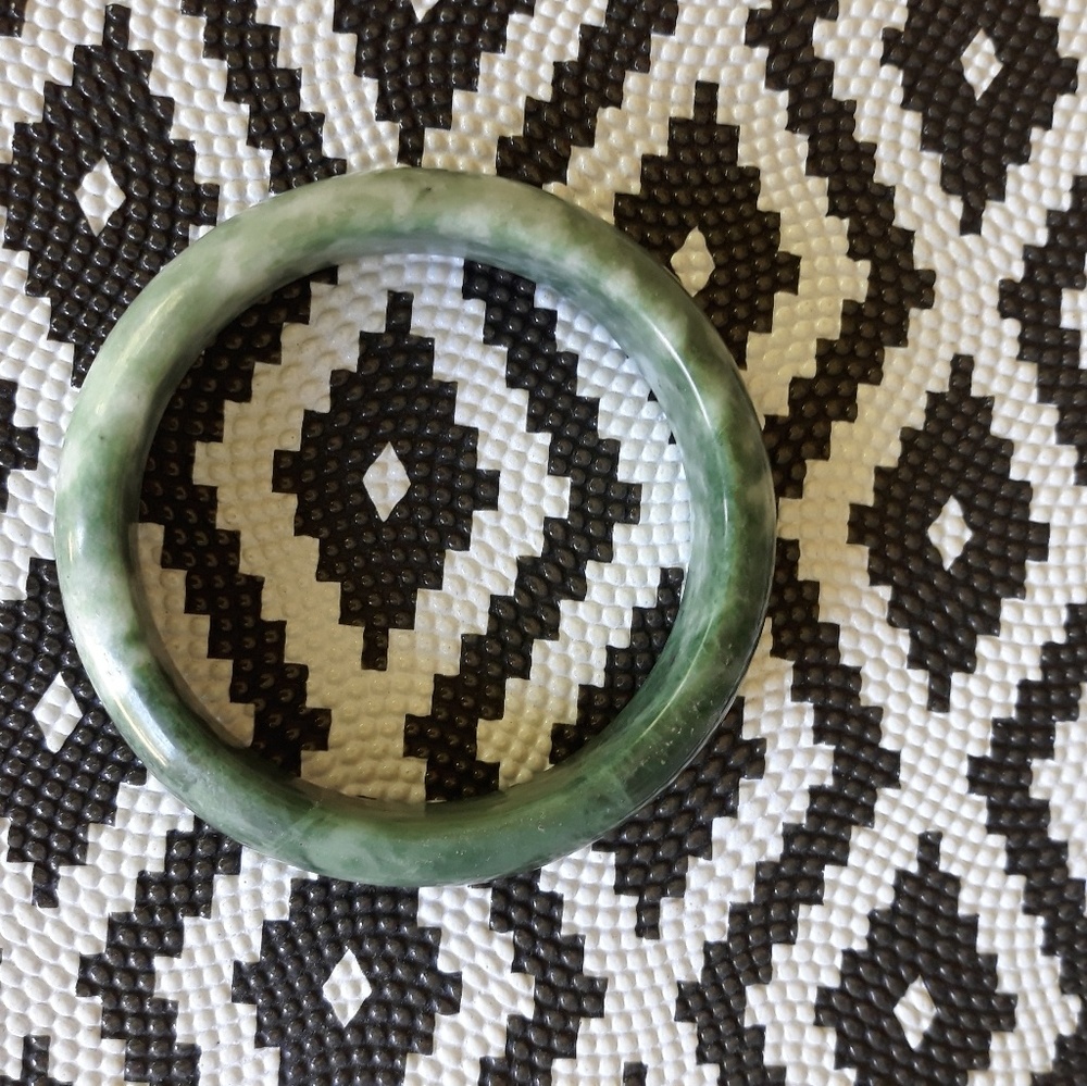 Jade looking green/ white marble style bracelet